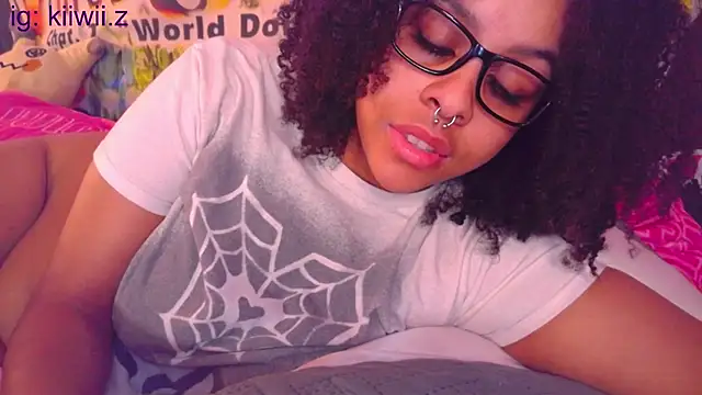 N1NT3NDH03 online show from 02-25-25, 05:08