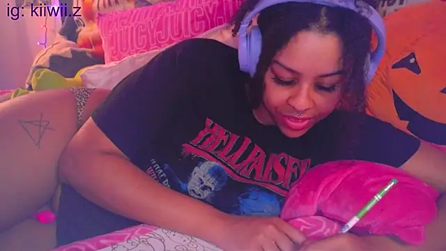 N1NT3NDH03 online show from 03-04-25, 06:04