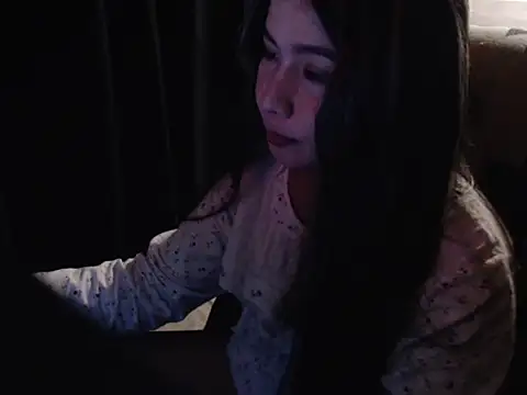 Snapshot of Urbabygirl_jenny chatting on 05-20-26, 12:02 Urbabygirl jenny online show from 05-20-26, 12:02