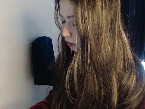 Snapshot of Urbabygirl_jenny chatting on 05-24-26, 08:14 Urbabygirl jenny online show from 05-24-26, 08:14