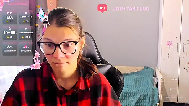 MollyLollipop online show from 10-02-25, 04:49