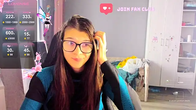 MollyLollipop online show from 10-10-25, 04:24