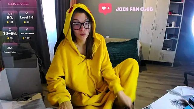 MollyLollipop online show from 09-19-25, 04:16