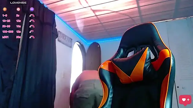 Adam Hudsond online show from 10-31-25, 05:09