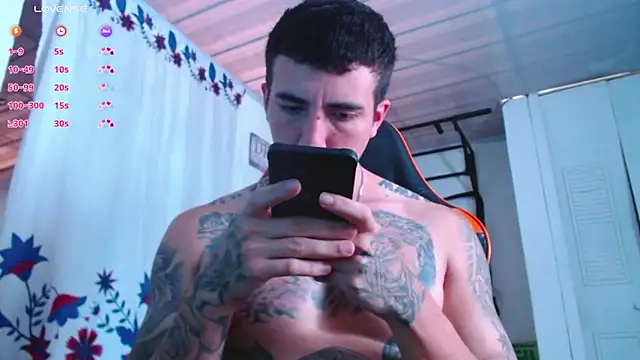 Adam Hudsond online show from 03-09-26, 01:03