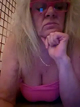 Snapshot of IMS_BHAVEN chatting on 03-10-26, 03:32 IMS BHAVEN online show from 03-10-26, 03:32