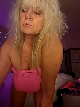 Snapshot of IMS_BHAVEN chatting on 10-28-25, 02:34 IMS BHAVEN online show from 10-28-25, 02:34