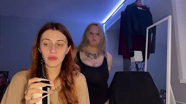 Uniarten online show from 11-09-25, 08:13