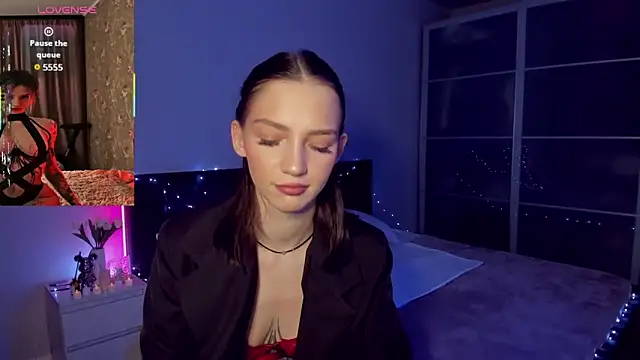 Snapshot of SophieCatty chatting on 02-09-26, 04:49 SophieCatty online show from 02-09-26, 04:49