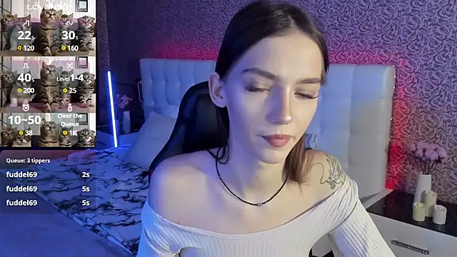 SophieCatty online show from 02-06-25, 10:04