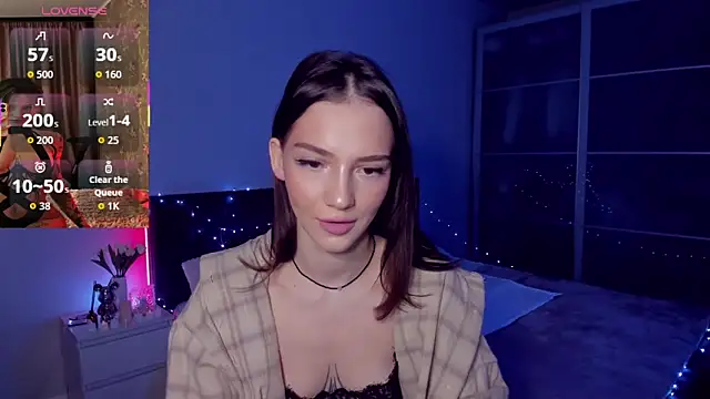 Snapshot of SophieCatty chatting on 02-16-26, 09:41 SophieCatty online show from 02-16-26, 09:41