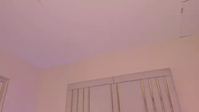 Snapshot of Saekohofman chatting on 04-24-26, 04:14 Saekohofman online show from 04-24-26, 04:14