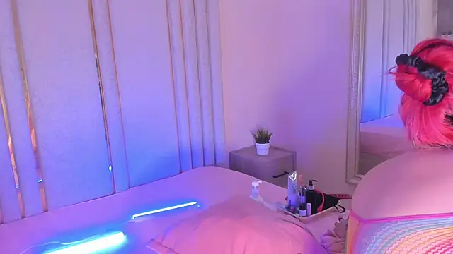 Saekohofman online show from 11-18-25, 04:16