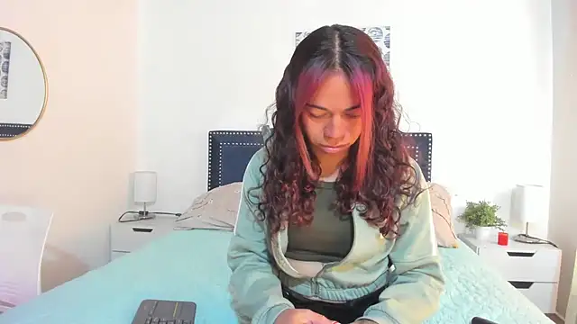 ZulyMichels online show from 12-16-25, 02:10