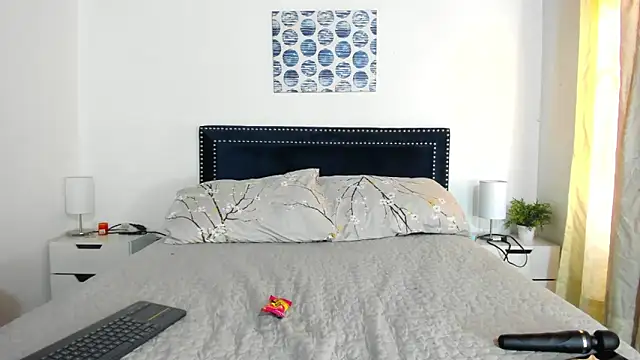 ZulyMichels online show from 10-15-25, 12:35