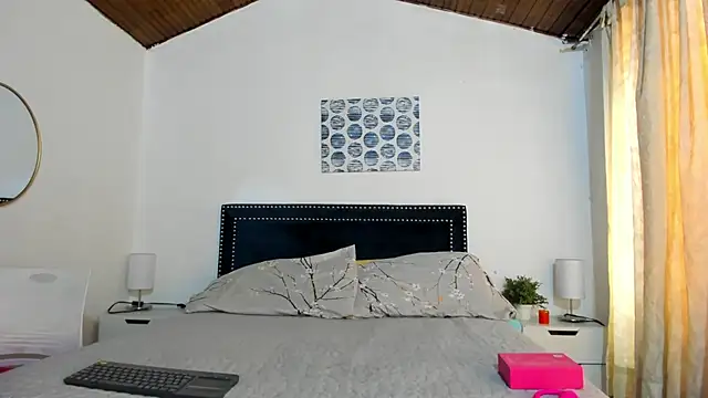 ZulyMichels online show from 11-15-25, 12:42