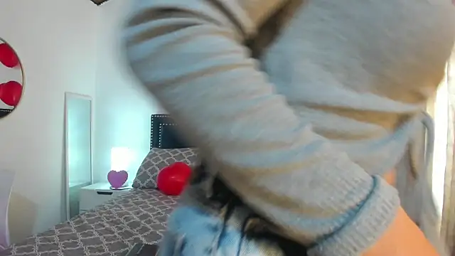 ZulyMichels online show from 02-12-26, 02:28