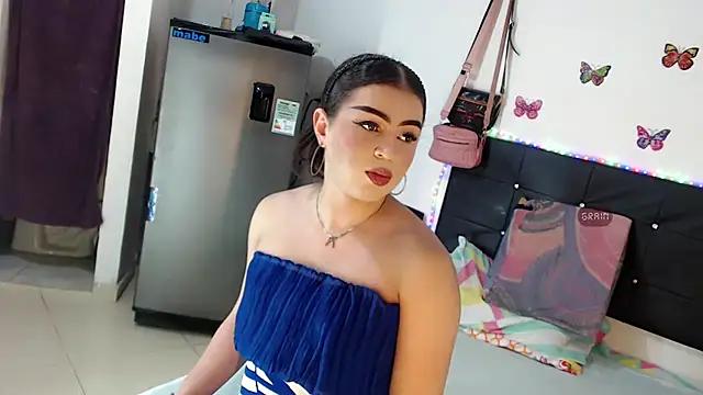 Alexandra Hornny online show from 11-16-25, 12:04