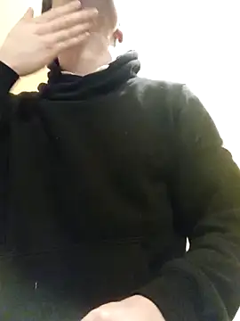 Snapshot of White_rabbit_ chatting on 02-25-25, 10:09 White rabbit  online show from 02-25-25, 10:09