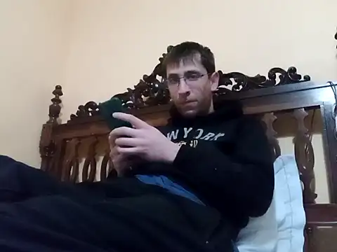 Snapshot of White_rabbit_ chatting on 01-24-25, 02:41 White rabbit  online show from 01-24-25, 02:41