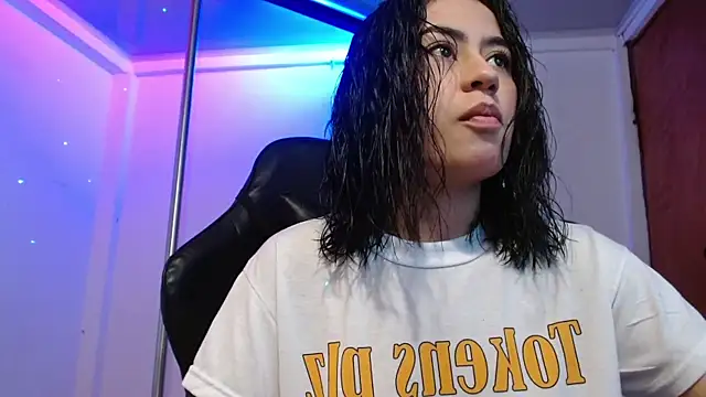 Martina1369 online show from 06-25-26, 06:46