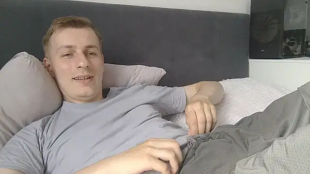 Snapshot of your_andy chatting on 07-06-26, 06:42 your andy online show from 07-06-26, 06:42