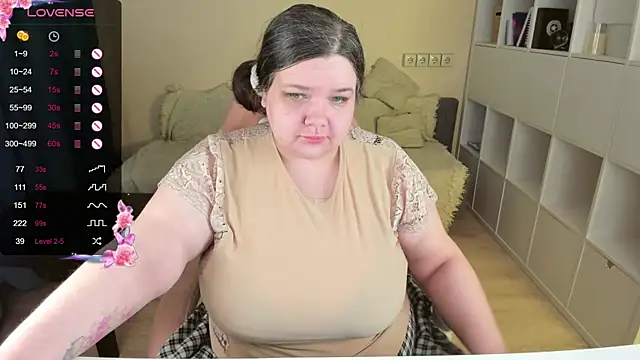 PlumPie online show from 11-12-25, 01:26