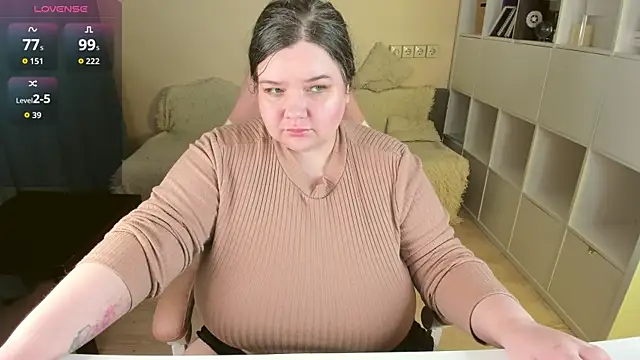 PlumPie online show from 09-09-25, 05:22