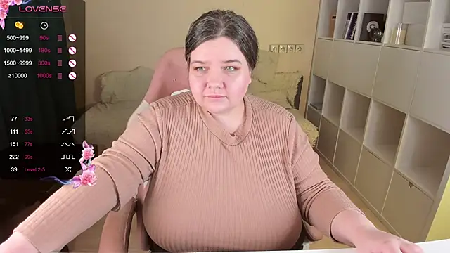 PlumPie online show from 09-26-25, 07:32