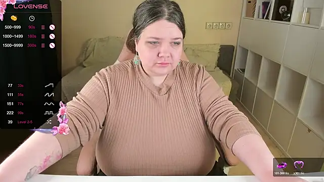 PlumPie online show from 11-25-25, 05:35