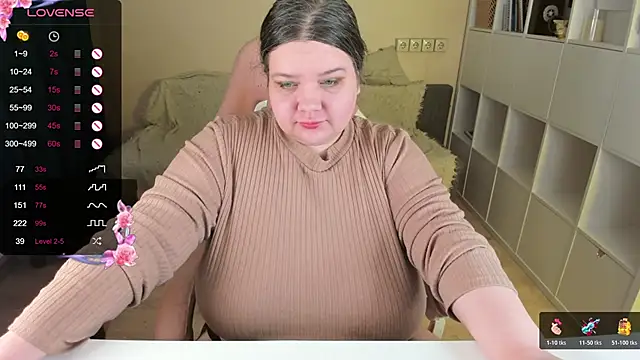 PlumPie online show from 01-16-26, 04:22