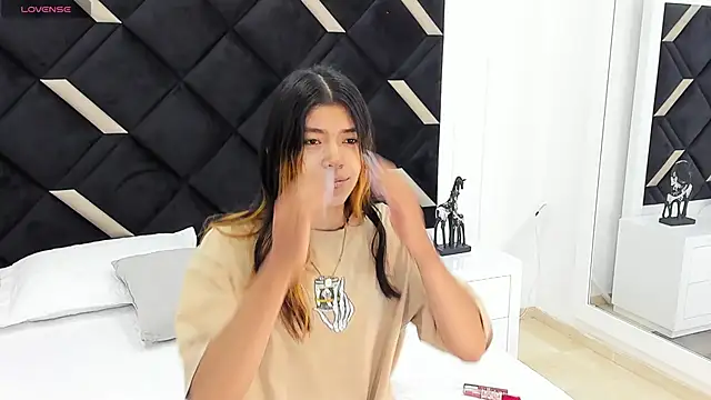 Girl Cherry online show from 09-27-25, 11:38