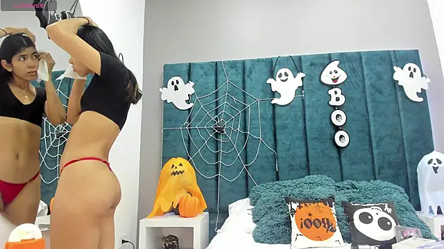Girl Cherry online show from 10-15-25, 11:29