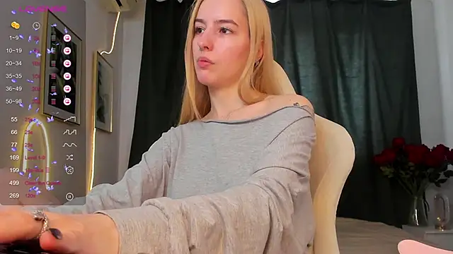 Fire moth online show from 04-11-26, 07:45