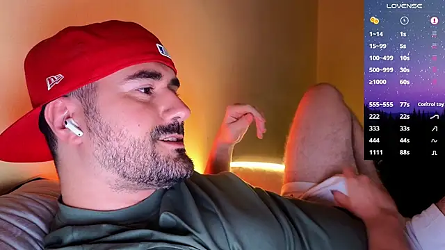 DominantTheo online show from 11-13-25, 03:43