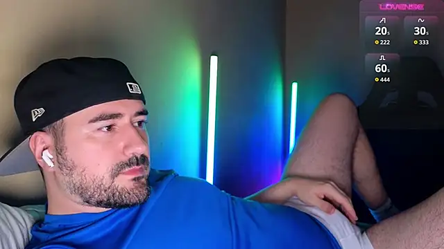 DominantTheo online show from 03-04-26, 03:58