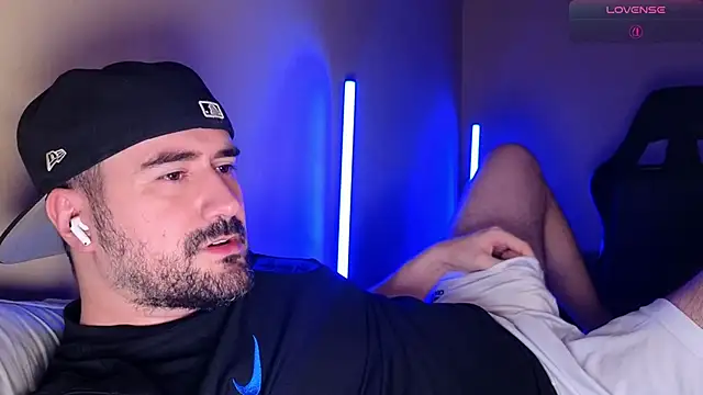 DominantTheo online show from 03-23-26, 03:50