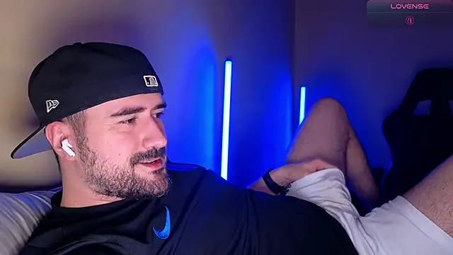 DominantTheo online show from 03-22-26, 03:43