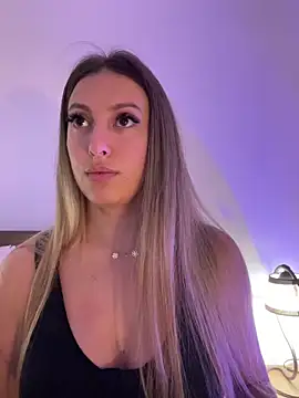 Eva Ryen online show from 11-05-25, 04:43