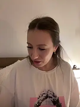 Eva Ryen online show from 11-23-25, 05:23