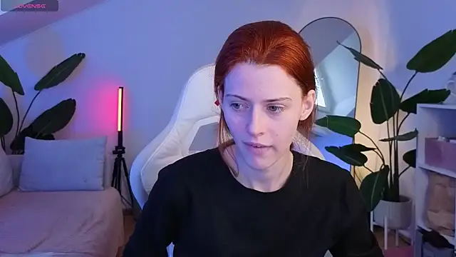 doll lesli online show from 11-12-25, 06:39