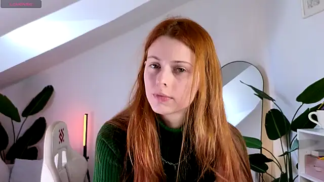 Snapshot of doll_lesli chatting on 10-08-25, 06:37 doll lesli online show from 10-08-25, 06:37