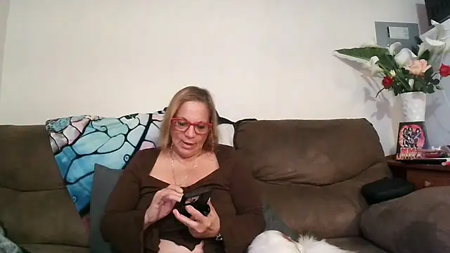 Victoria121565 online show from 04-02-26, 02:30