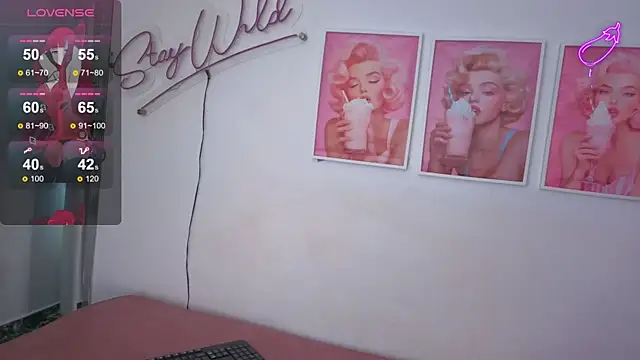 Adele LatinLady online show from 01-08-26, 08:26