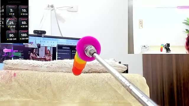 Snapshot of Paulina_Davis_ chatting on 01-16-26, 10:47 Paulina Davis online show from 01-16-26, 10:47