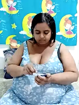 Snapshot of SusanaEshwar chatting on 02-10-26, 11:04 SusanaEshwar online show from 02-10-26, 11:04