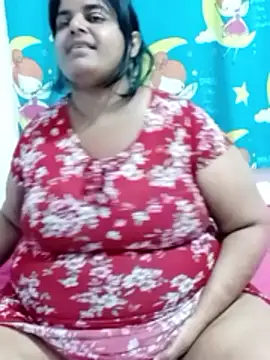 Snapshot of SusanaEshwar chatting on 02-23-26, 02:35 SusanaEshwar online show from 02-23-26, 02:35