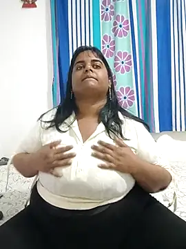 SusanaEshwar online show from 07-17-26, 06:38