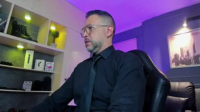 MrFrank tattoo online show from 01-14-26, 11:36