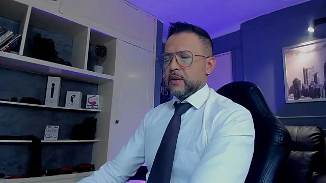 MrFrank tattoo online show from 10-15-25, 03:20